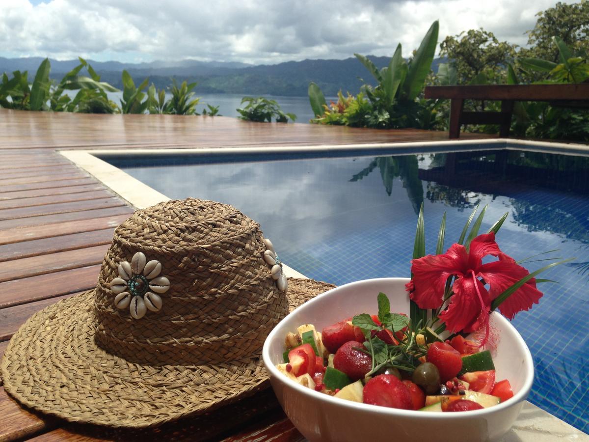 Naveria Heights Lodge Savusavu Exterior photo