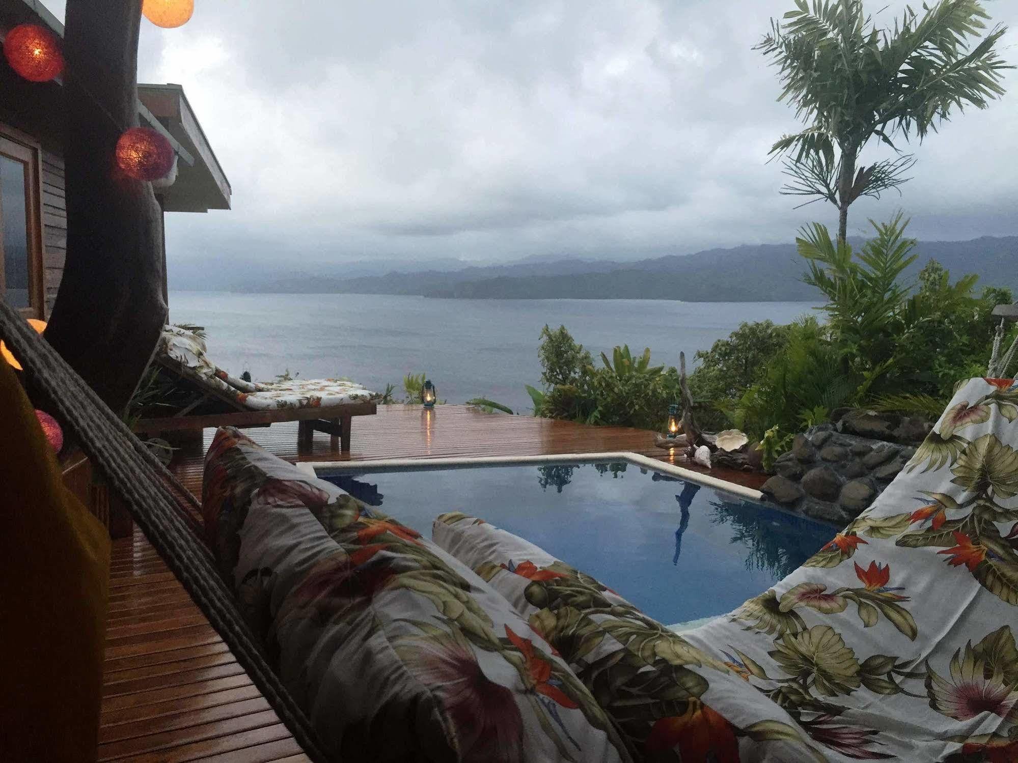 Naveria Heights Lodge Savusavu Exterior photo